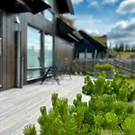 High Standard At Sauna, Hot Tub & Trails Right Outside Дом отдыха