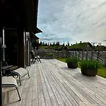 Casa de Férias High Standard At Sauna, Hot Tub & Trails Right Outside Sjusjøen