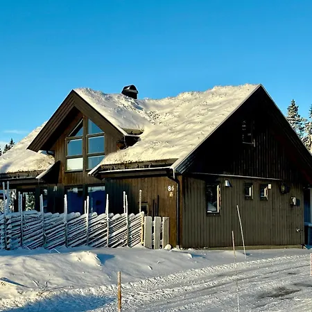בית נופש High Standard At Sauna, Hot Tub & Trails Right Outside Sjusjøen