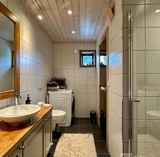 Holiday home High Standard At Sauna, Hot Tub & Trails Right Outside